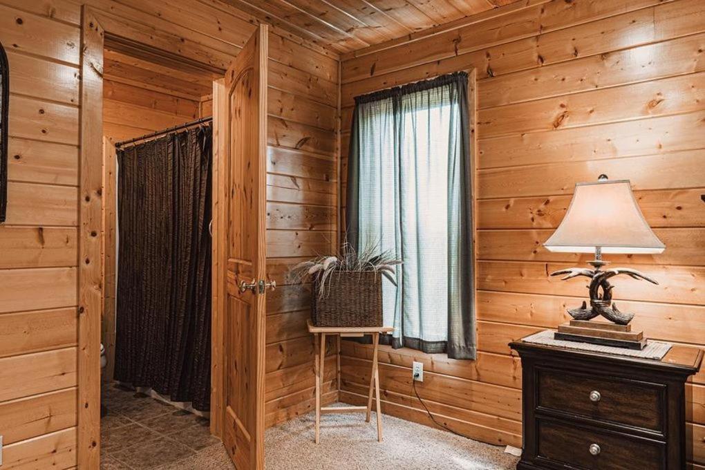 Bear'S Lair Gatlinburg Exterior photo